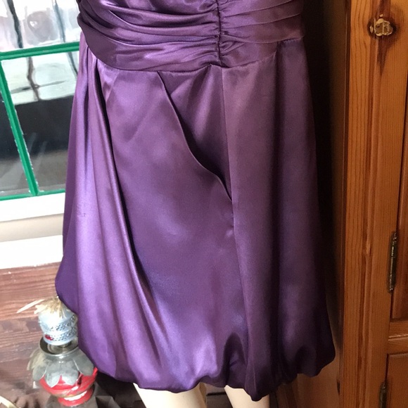 DAVIDS BRIDAL AUBERGINE BUBBLE HEM DRESS - Picture 10 of 12